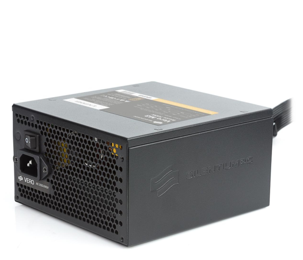 SilentiumPC Vero M3 700W 80 Plus Bronze